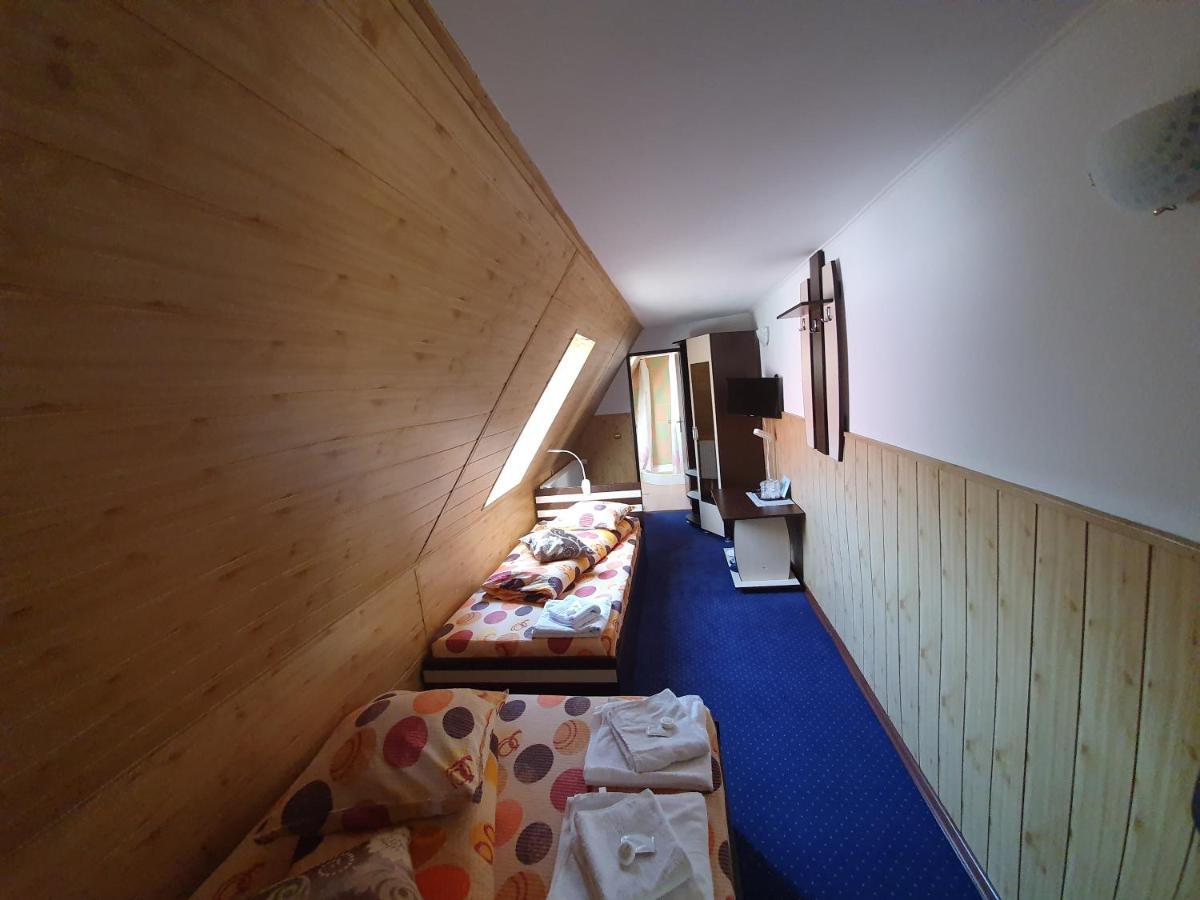 Cabana Brandusa Hotel Ranca Ngoại thất bức ảnh